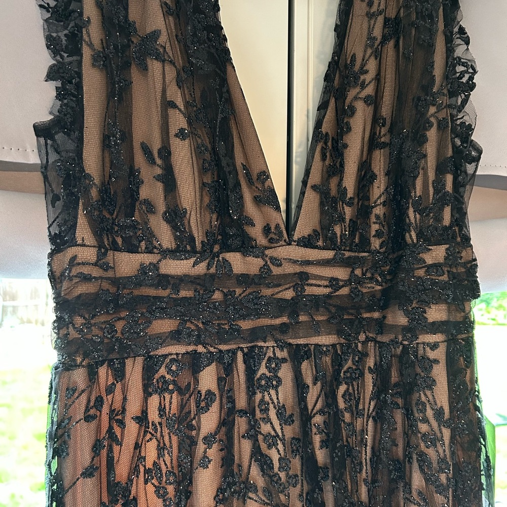 Chic Black Glitter Floral Lace Dress